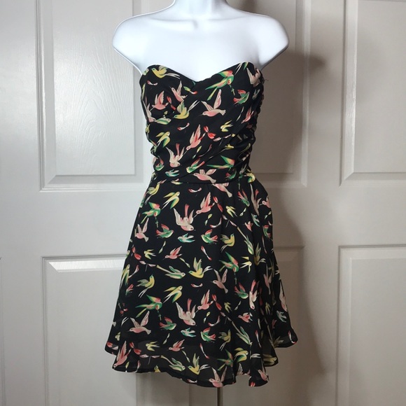 Dresses & Skirts - BRAND NEW! Hummingbird Dress Dresses & Skirts - BRAND NEW! Hummingbird Dress